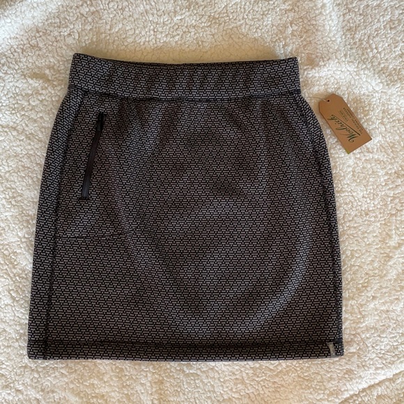 Woolrich Gray Black Fleece Lined Knit Pattern Lochlyn Skirt Small - Picture 1 of 11